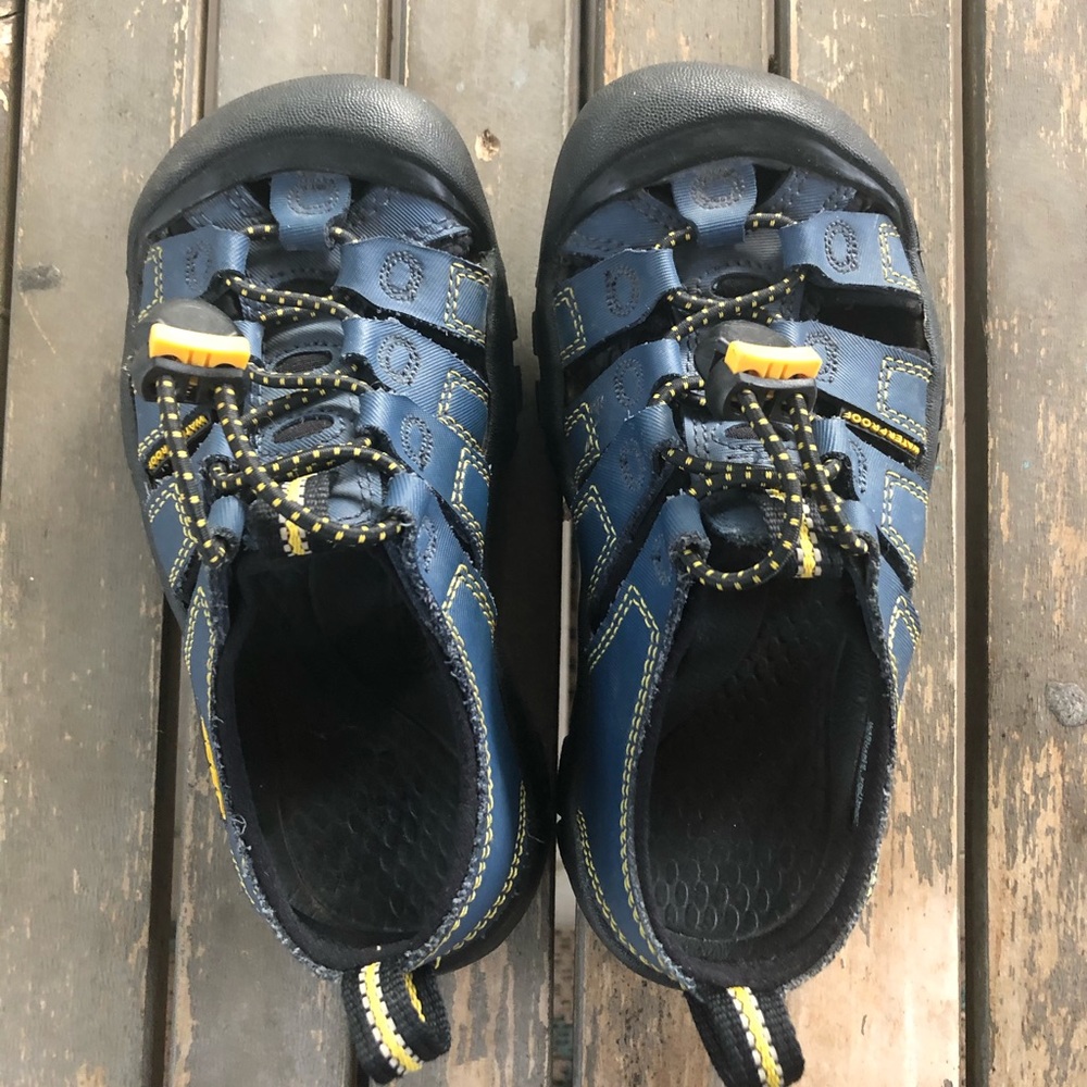 Boys Keen water shoes